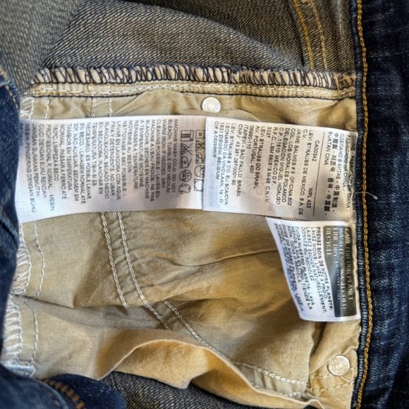 Levi’s Women’s Bootcut Mid Rise Denim Jean size 12 - Picture 10 of 11